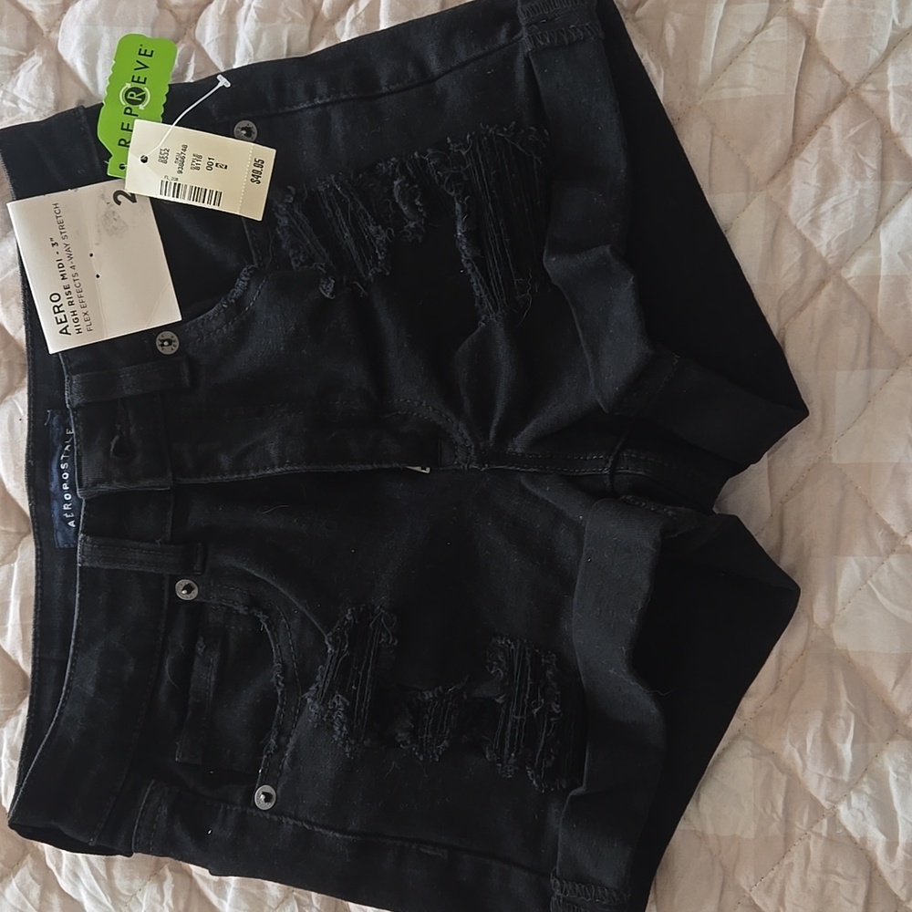 Aero Black Shorts Size 2